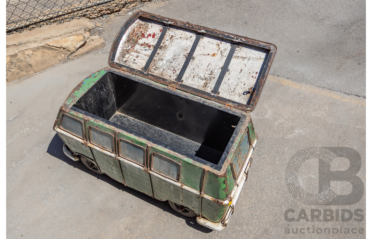 Vintage VW Kombi Style Metal Esky