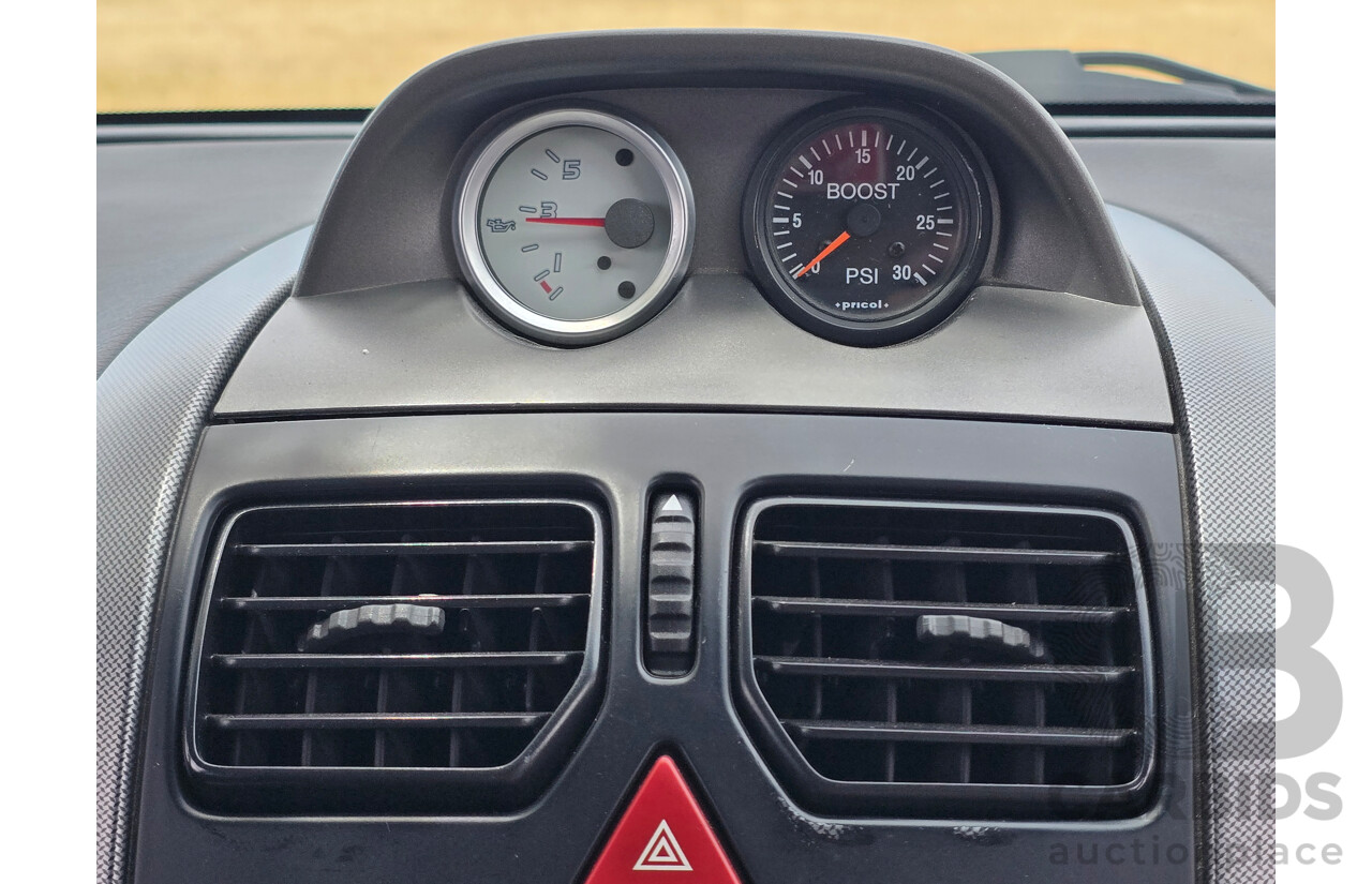 11/2003 Holden Special Vehicles (HSV) Clubsport VY Series 2 Build No.478 4d Sedan Quicksilver Metallic V8 5.7L - Supercharged