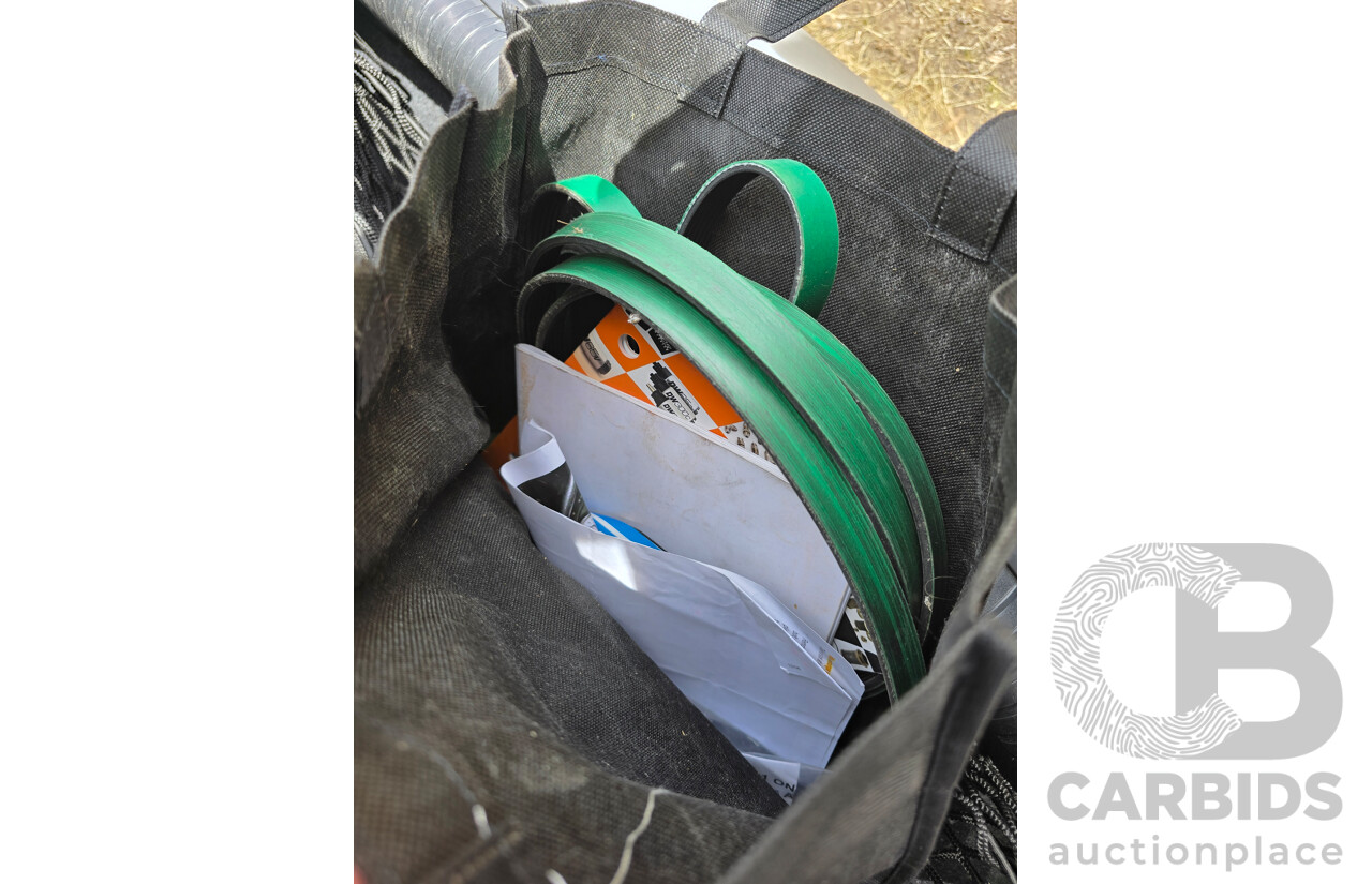 11/2003 Holden Special Vehicles (HSV) Clubsport VY Series 2 Build No.478 4d Sedan Quicksilver Metallic V8 5.7L - Supercharged