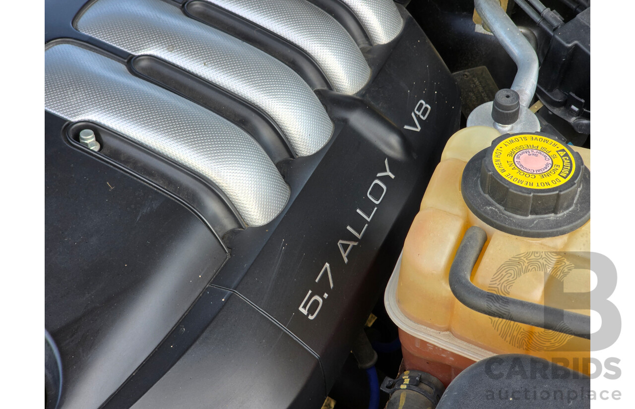 10/2001 Holden Special Vehicles (HSV) Clubsport VX Series II Build No.136 4d Sedan Vespers Blue Metallic V8 5.7L