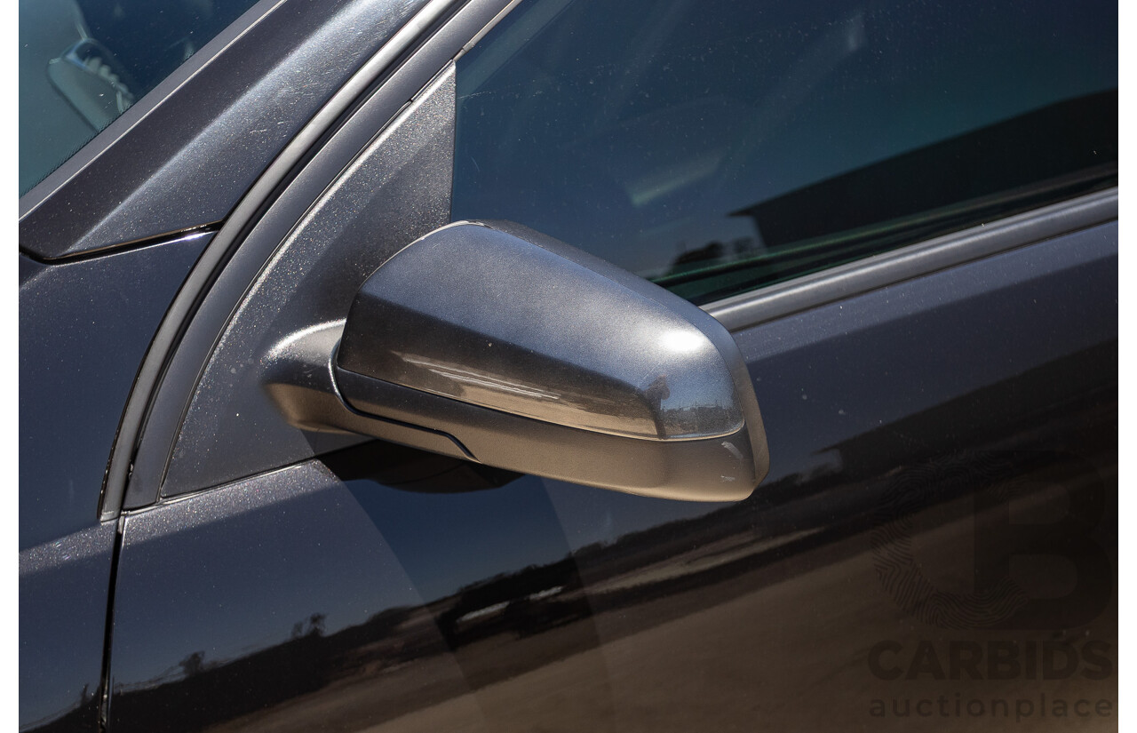 5/2016 Holden VF Commodore SS-V Redline Series 2 4d Sedan Phantom Black V8 6.2L