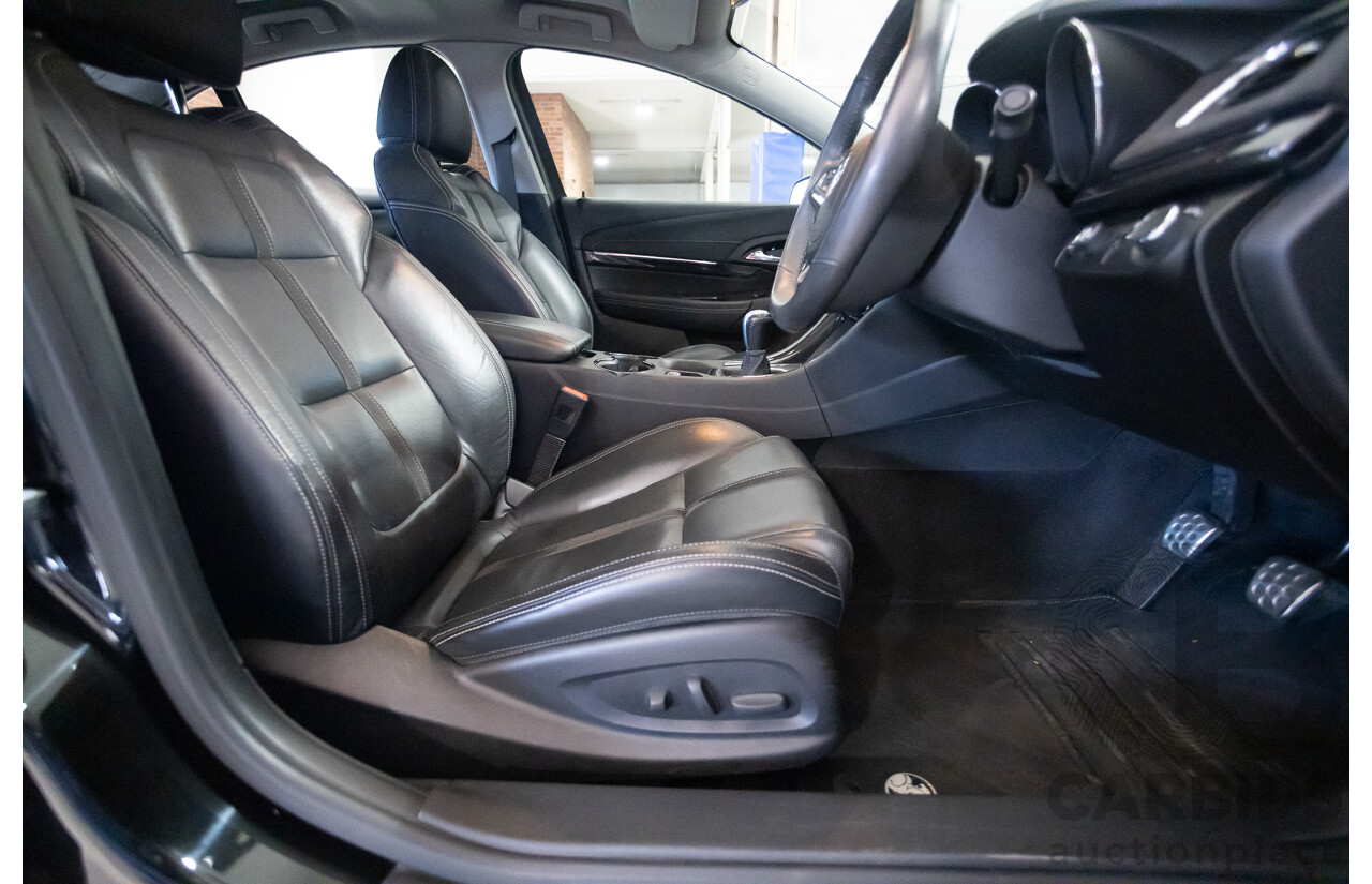 5/2016 Holden VF Commodore SS-V Redline Series 2 4d Sedan Phantom Black V8 6.2L