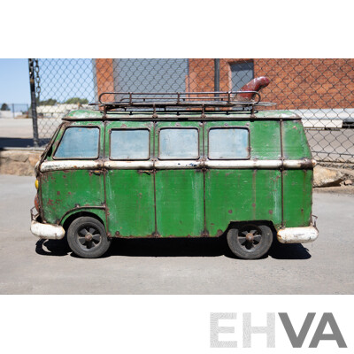 Vintage VW Kombi Style Metal Esky