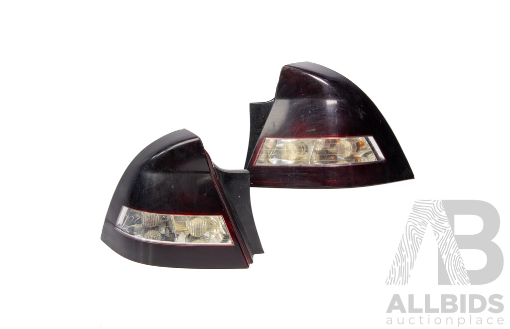 Holden Commodore VY Berlina & Calais & VZ Executive Tail-lights - Nightshaded