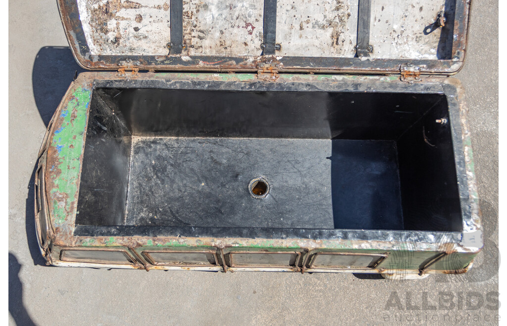 Vintage VW Kombi Style Metal Esky