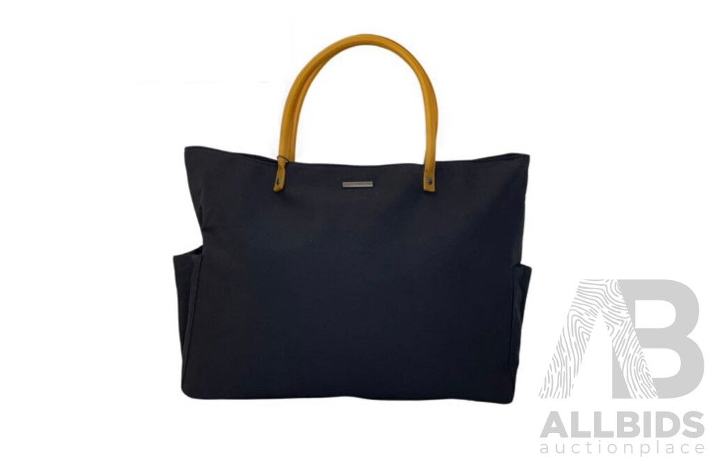 SOUTH BOUND Sunsets Beach Shopper Bag - SB5501 Black/Cream - Lot of 22 - Estimated Total RRP $798.00