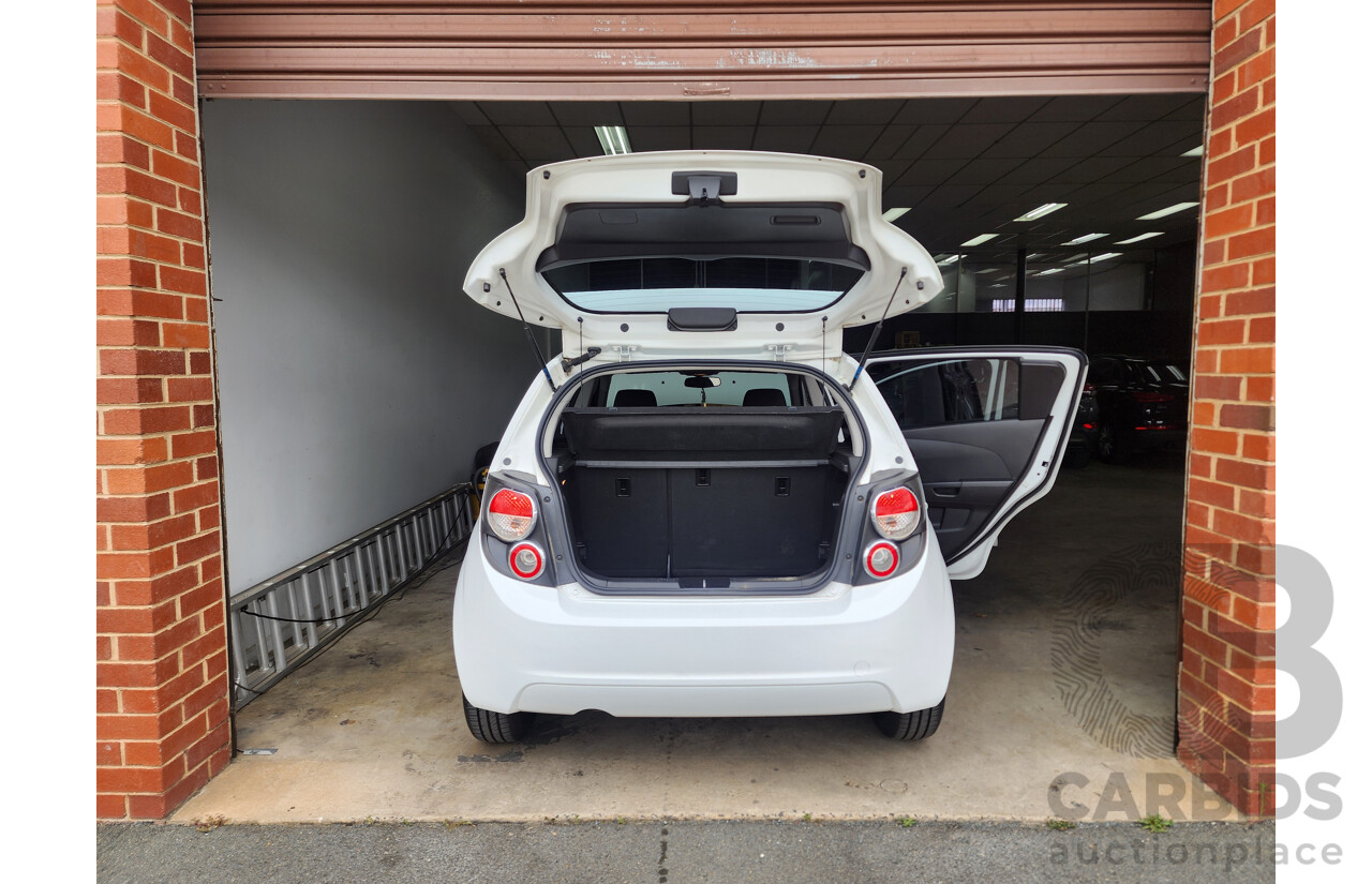 4/2013 Holden Barina CD TM MY13 5d Hatchback White 1.6L