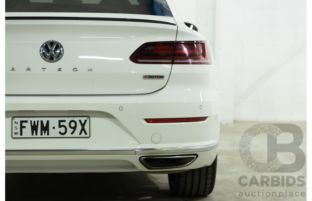 09/2018 Volkswagen Arteon 206TSI R-Line (AWD) MY19 5d Liftback Pure White Turbo 2.0L