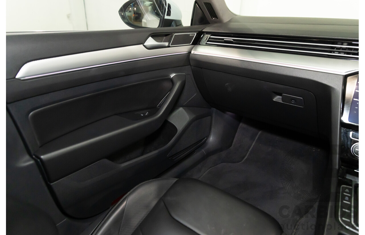 09/2018 Volkswagen Arteon 206TSI R-Line (AWD) MY19 5d Liftback Pure White Turbo 2.0L