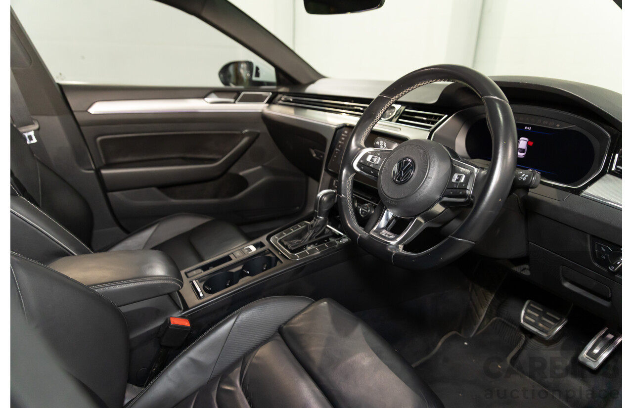 09/2018 Volkswagen Arteon 206TSI R-Line (AWD) MY19 5d Liftback Pure White Turbo 2.0L