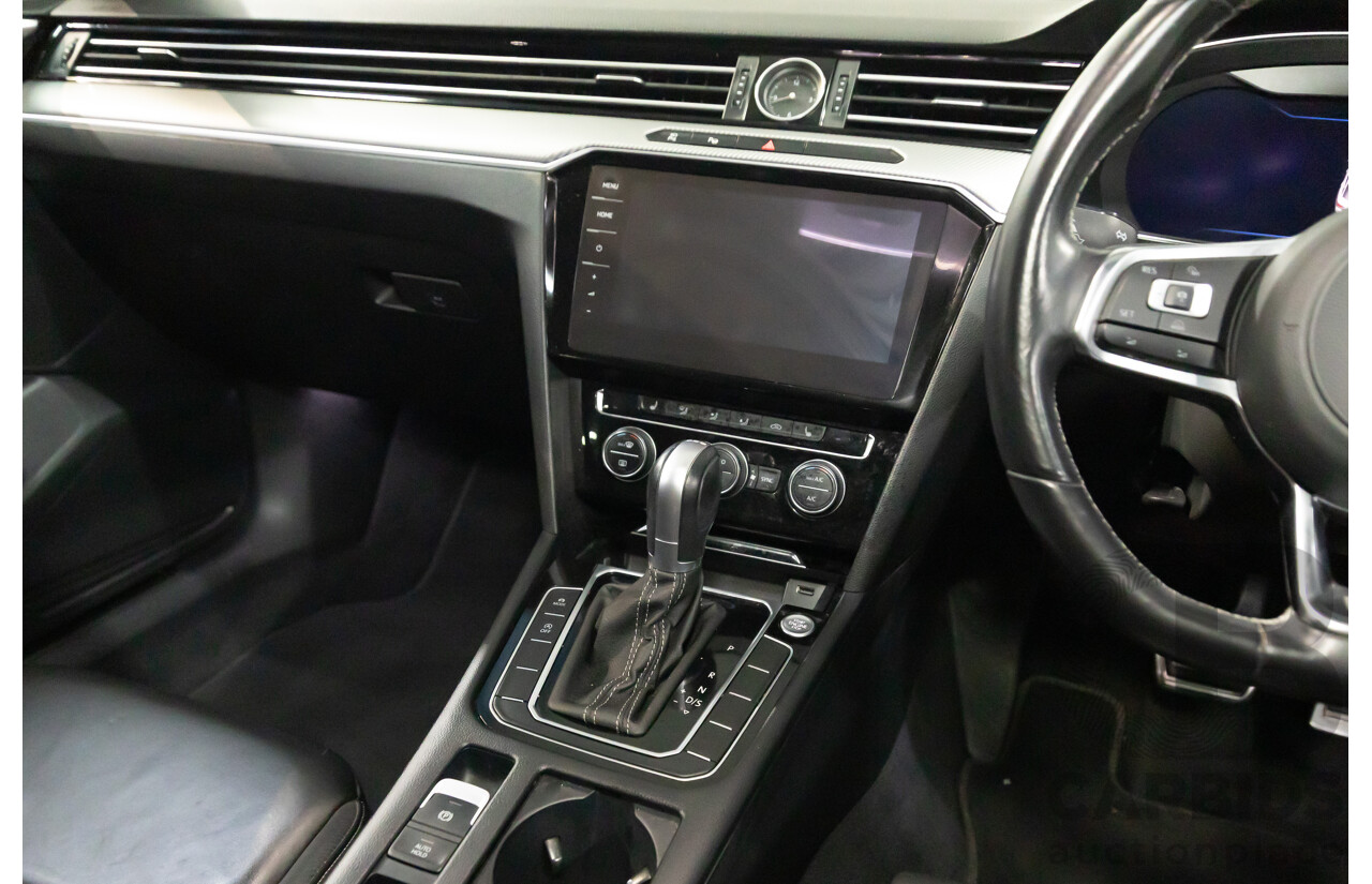 09/2018 Volkswagen Arteon 206TSI R-Line (AWD) MY19 5d Liftback Pure White Turbo 2.0L