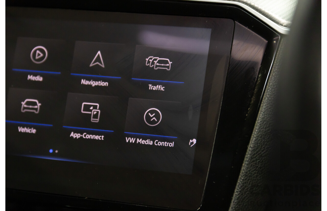 09/2018 Volkswagen Arteon 206TSI R-Line (AWD) MY19 5d Liftback Pure White Turbo 2.0L