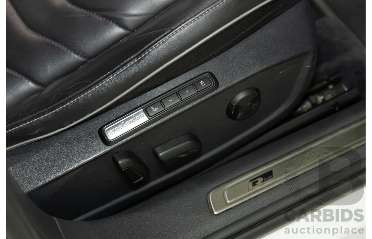 09/2018 Volkswagen Arteon 206TSI R-Line (AWD) MY19 5d Liftback Pure White Turbo 2.0L