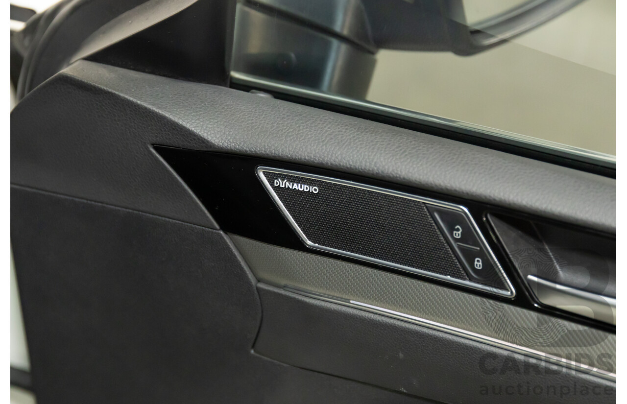 09/2018 Volkswagen Arteon 206TSI R-Line (AWD) MY19 5d Liftback Pure White Turbo 2.0L