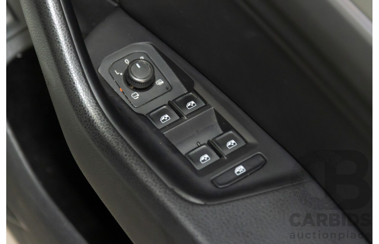 09/2018 Volkswagen Arteon 206TSI R-Line (AWD) MY19 5d Liftback Pure White Turbo 2.0L