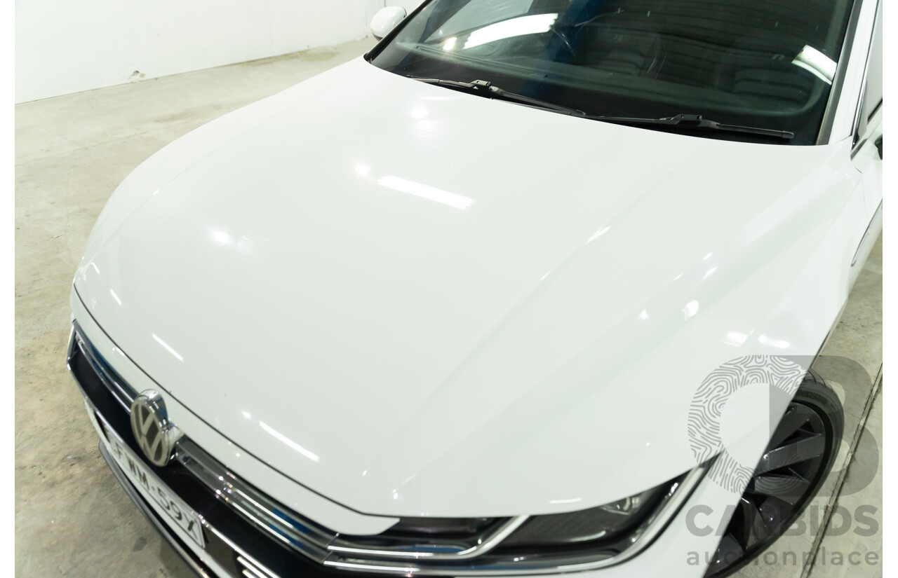 09/2018 Volkswagen Arteon 206TSI R-Line (AWD) MY19 5d Liftback Pure White Turbo 2.0L