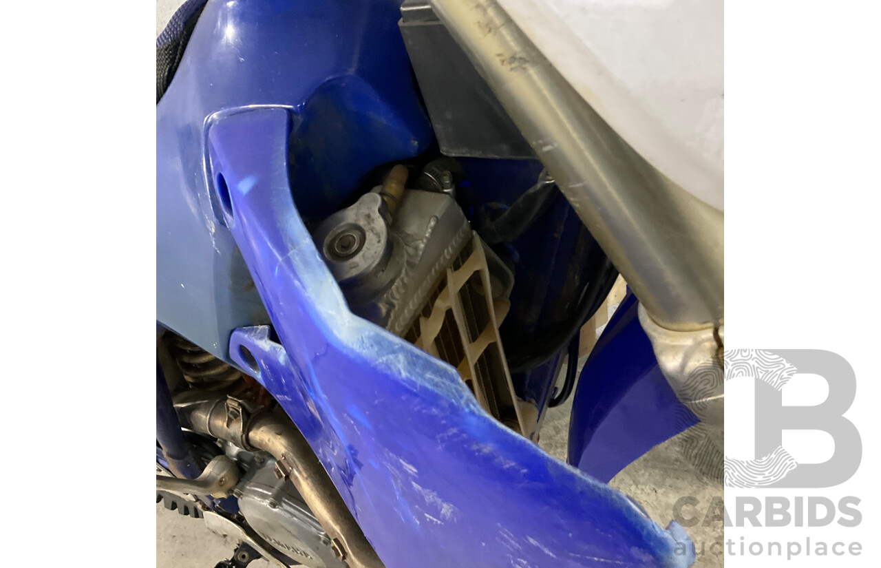 2001 Yamaha YZ250F Bike