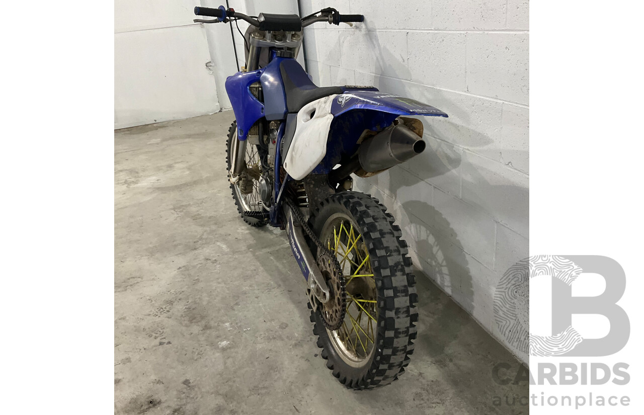 2001 Yamaha YZ250F Bike