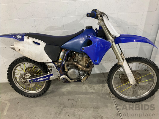 2001 Yamaha YZ250F Bike