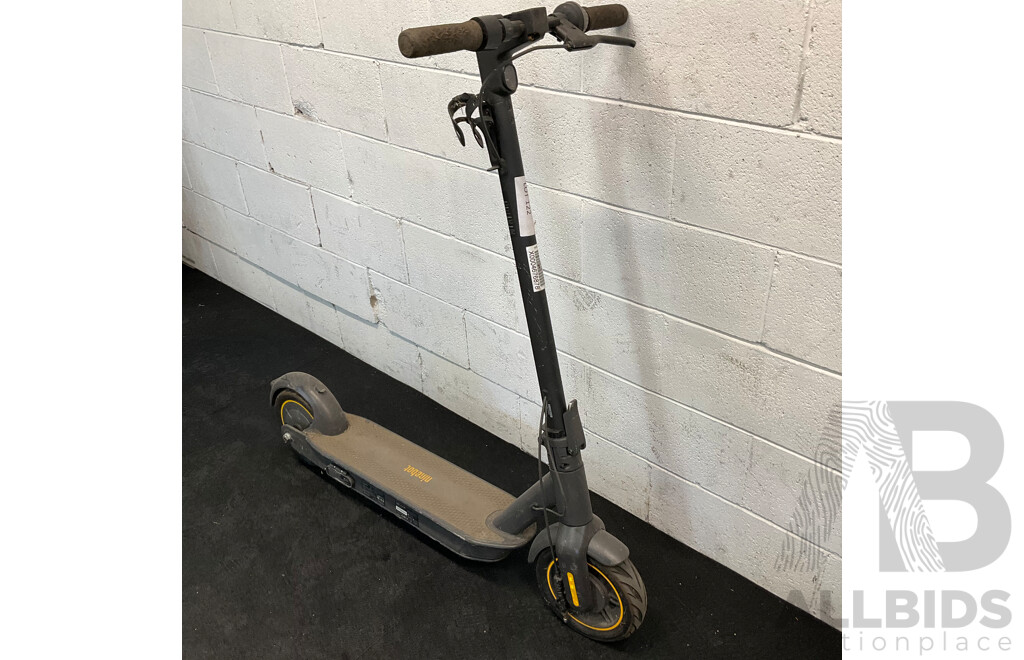 Ninebot Kickscooter Max G30
