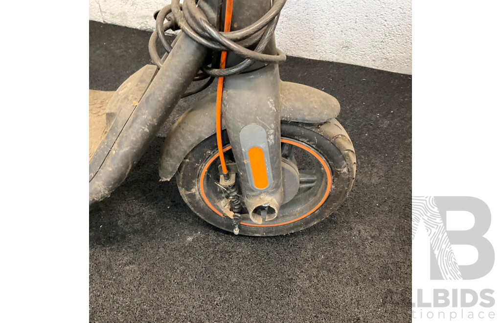 Ninebot Kickscooter Max F65I