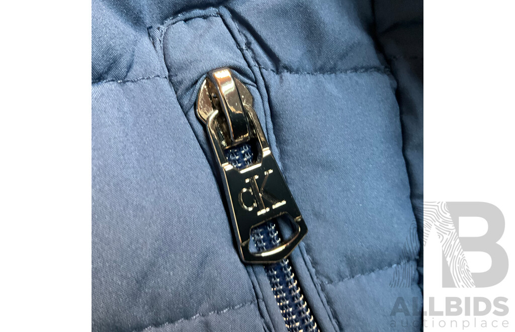 Calvin Klein Men's Jacket (size L)