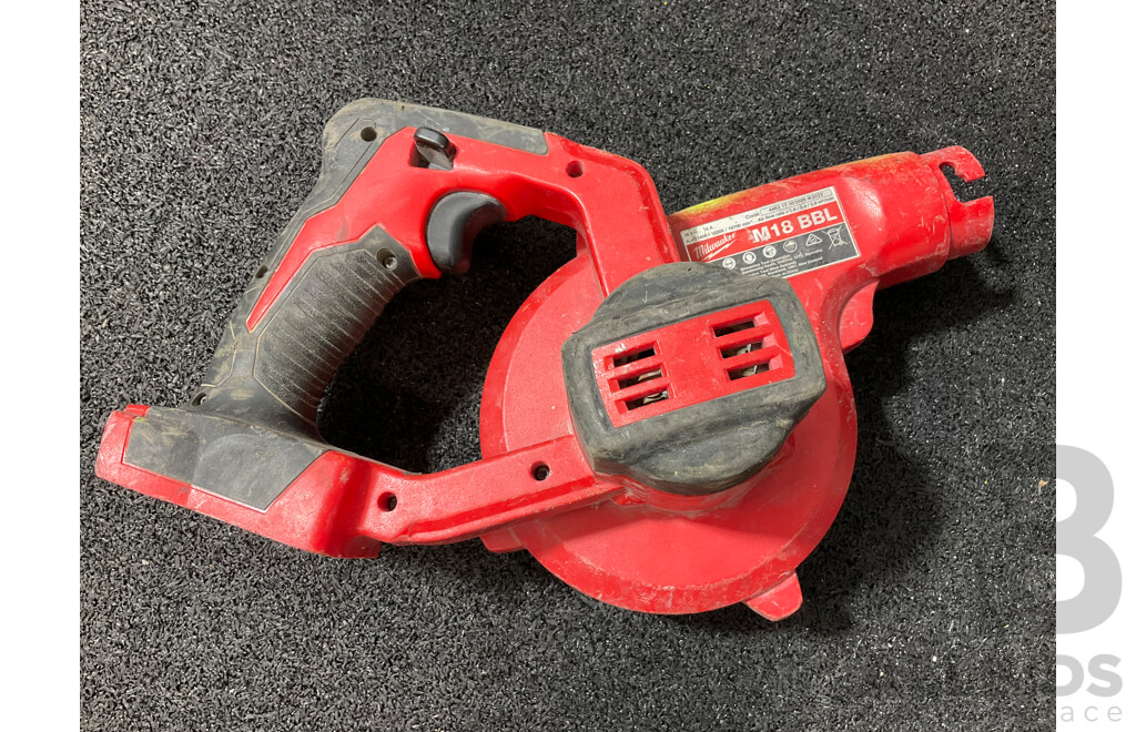 MILWAUKEE FUEL 18V Reciprocating Saw (M18 FHZ) and Compact Blower (M18 BBL) - Lot of 2