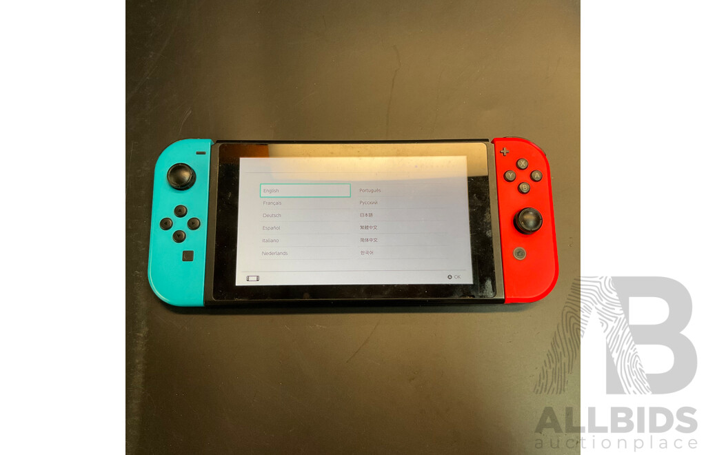 Nintendo Switch Console