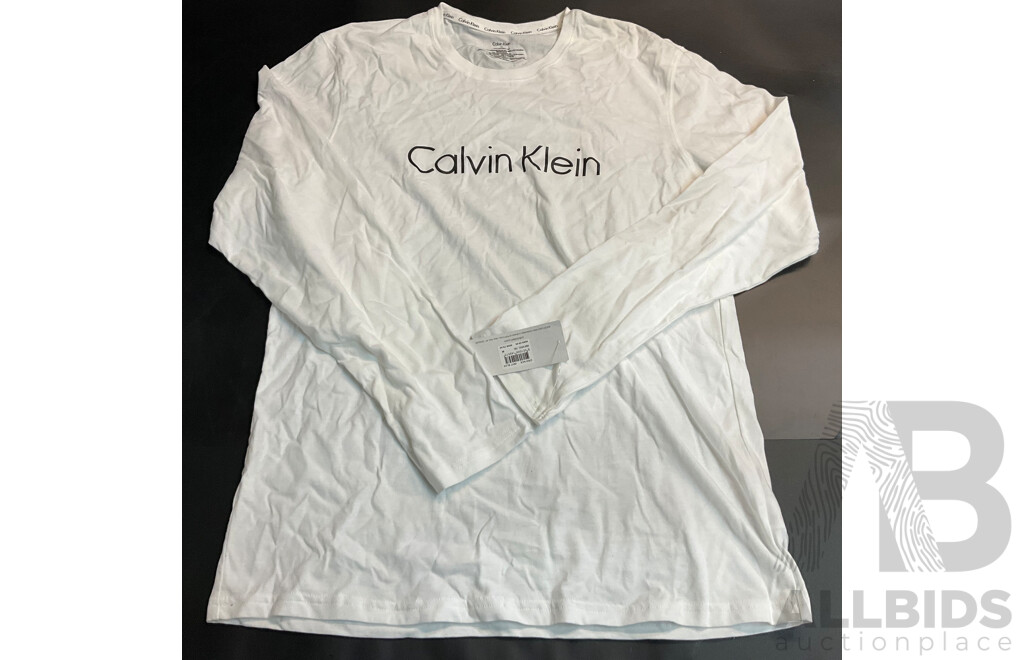 Calvin Klein Men's Apparel - Size S /M - Lot of 4