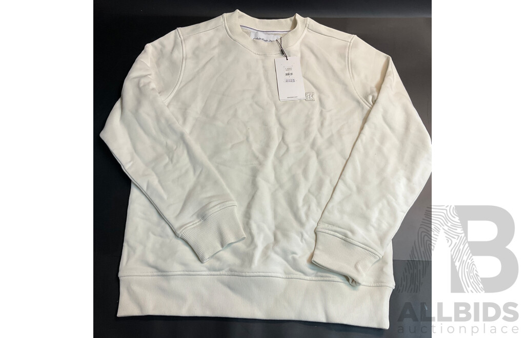 Calvin Klein Men's Apparel - Size S /M - Lot of 4