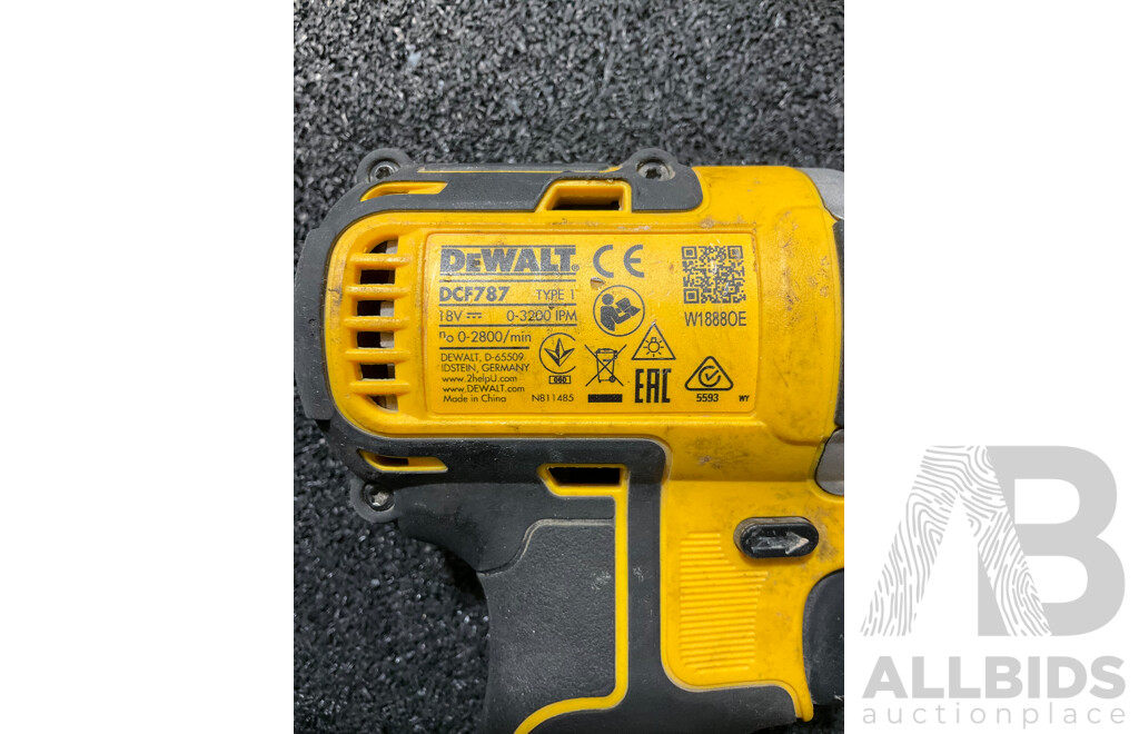DeWALT 18V XR Brushless Impact Driver (DCF787) with 6.0Ah Battery - Lot of 2