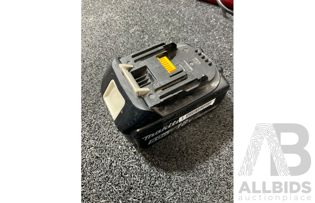 MAKITA 5.0Ah Battery, OZITO Battery Charger and Drill Driver and WIHA SlimBit Screwdriver  - Lot of 4