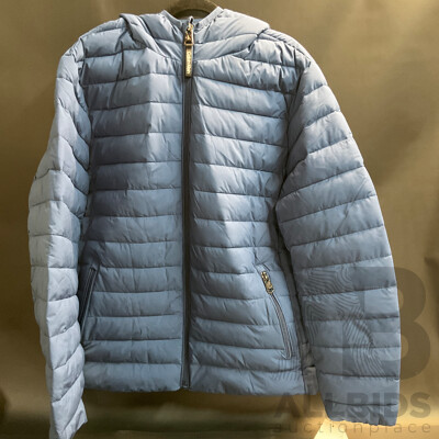 Calvin Klein Men's Jacket (size L)