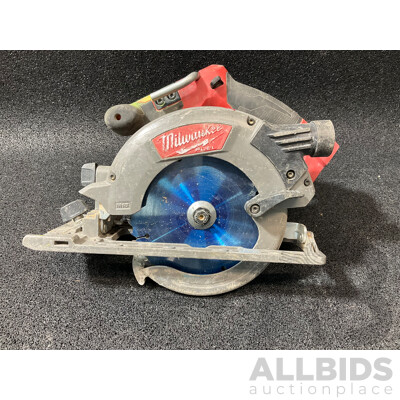 MILWAUKEE FUEL 18V Circular Saw (M18 CCS55)