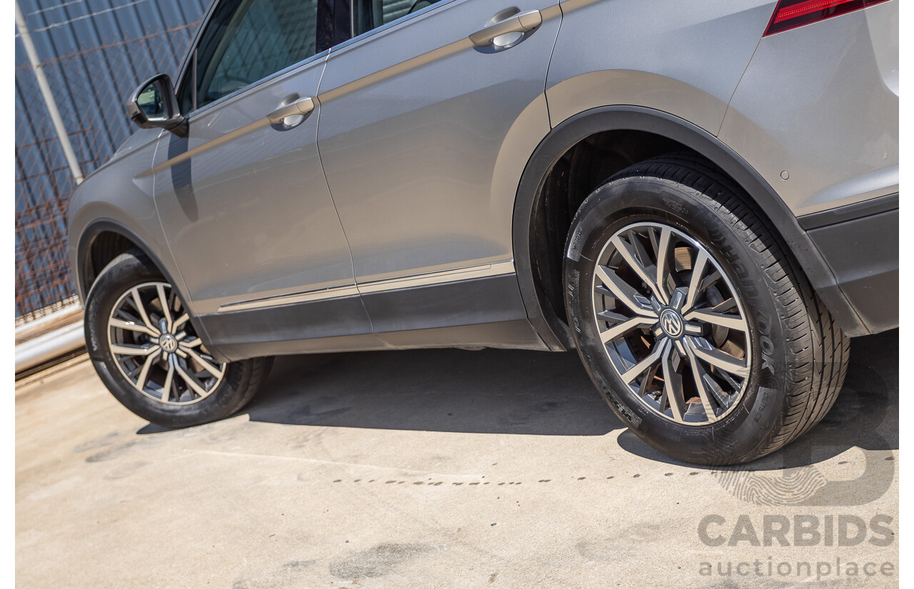 01/2017 Volkswagen Tiguan 110 TDI Comfortline (AWD) 5NA 4D Wagon Tungsten Silver Metallic Turbo Diesel 2.0L