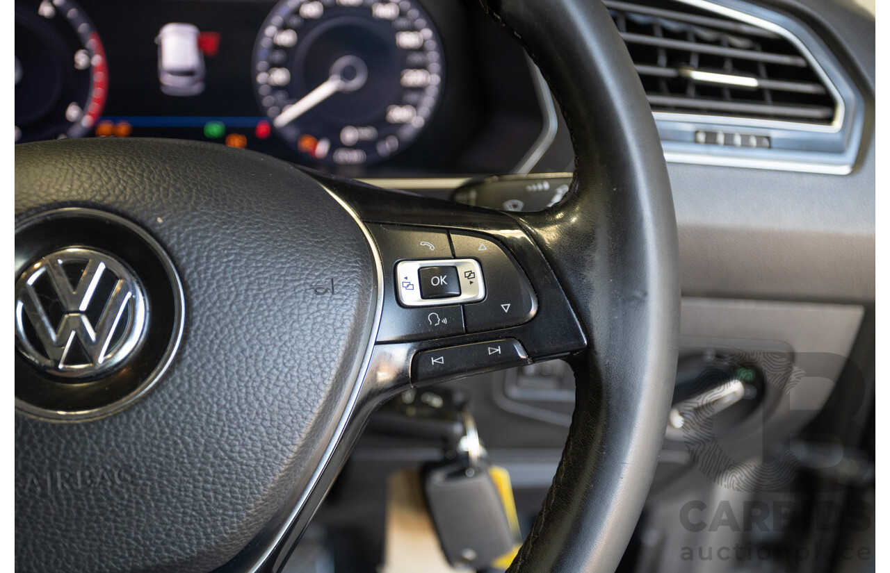 01/2017 Volkswagen Tiguan 110 TDI Comfortline (AWD) 5NA 4D Wagon Tungsten Silver Metallic Turbo Diesel 2.0L