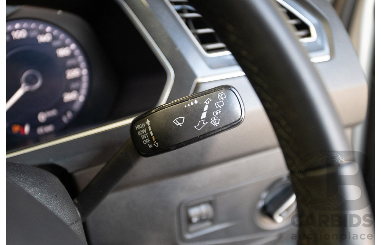 01/2017 Volkswagen Tiguan 110 TDI Comfortline (AWD) 5NA 4D Wagon Tungsten Silver Metallic Turbo Diesel 2.0L