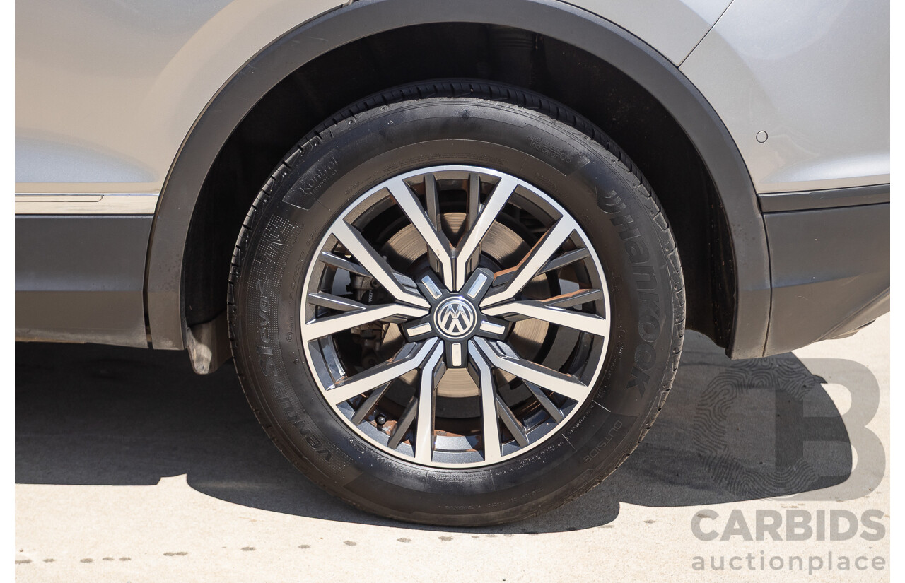 01/2017 Volkswagen Tiguan 110 TDI Comfortline (AWD) 5NA 4D Wagon Tungsten Silver Metallic Turbo Diesel 2.0L