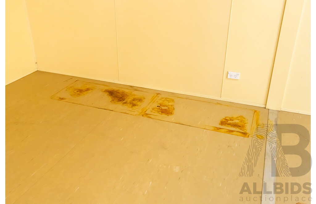 Quantity of 5 Bay's of AUSCO Modular Portable Site Shed's