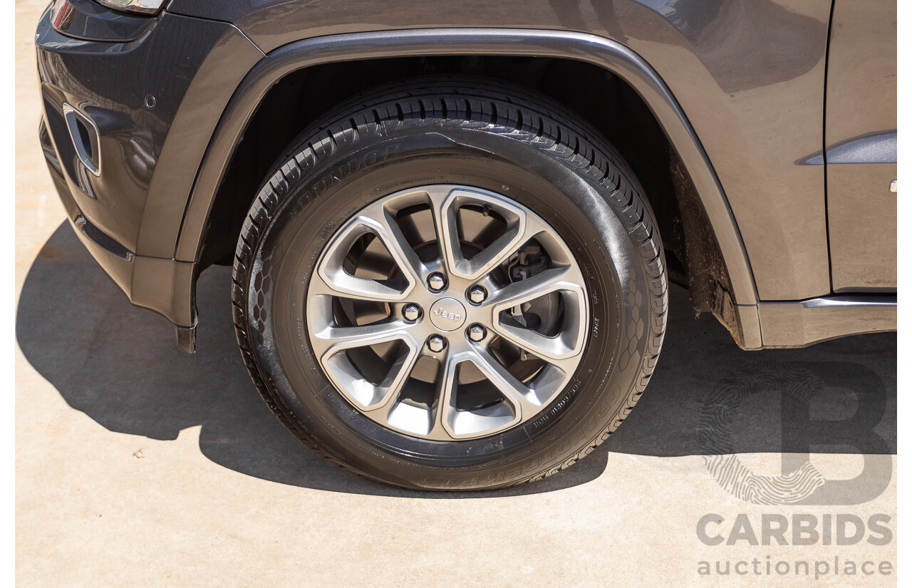 11/2014 Jeep Grand Cherokee Overland (4x4) WK MY15 4D Wagon Silver Turbo Diesel 3.0L