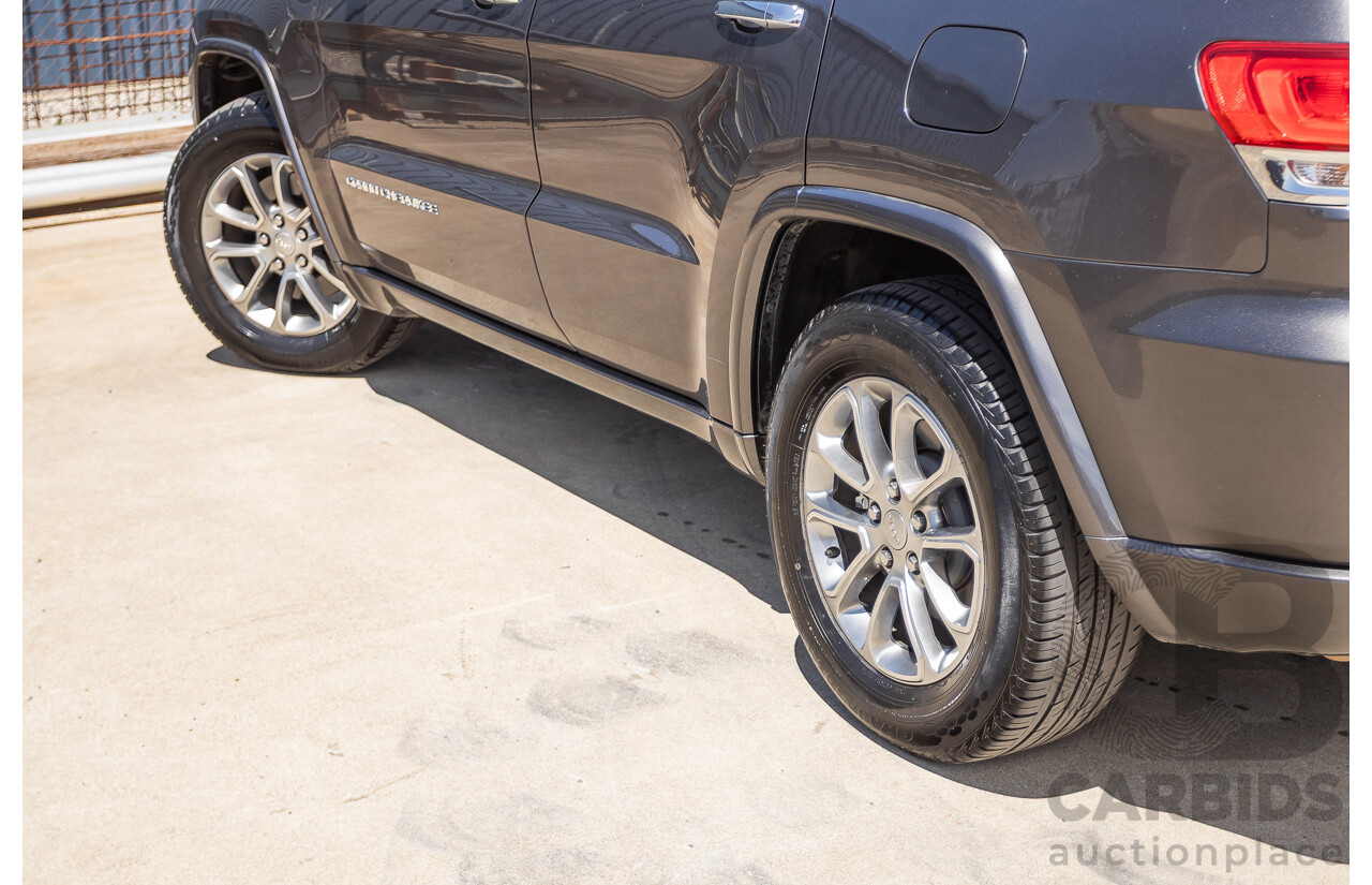 11/2014 Jeep Grand Cherokee Overland (4x4) WK MY15 4D Wagon Silver Turbo Diesel 3.0L