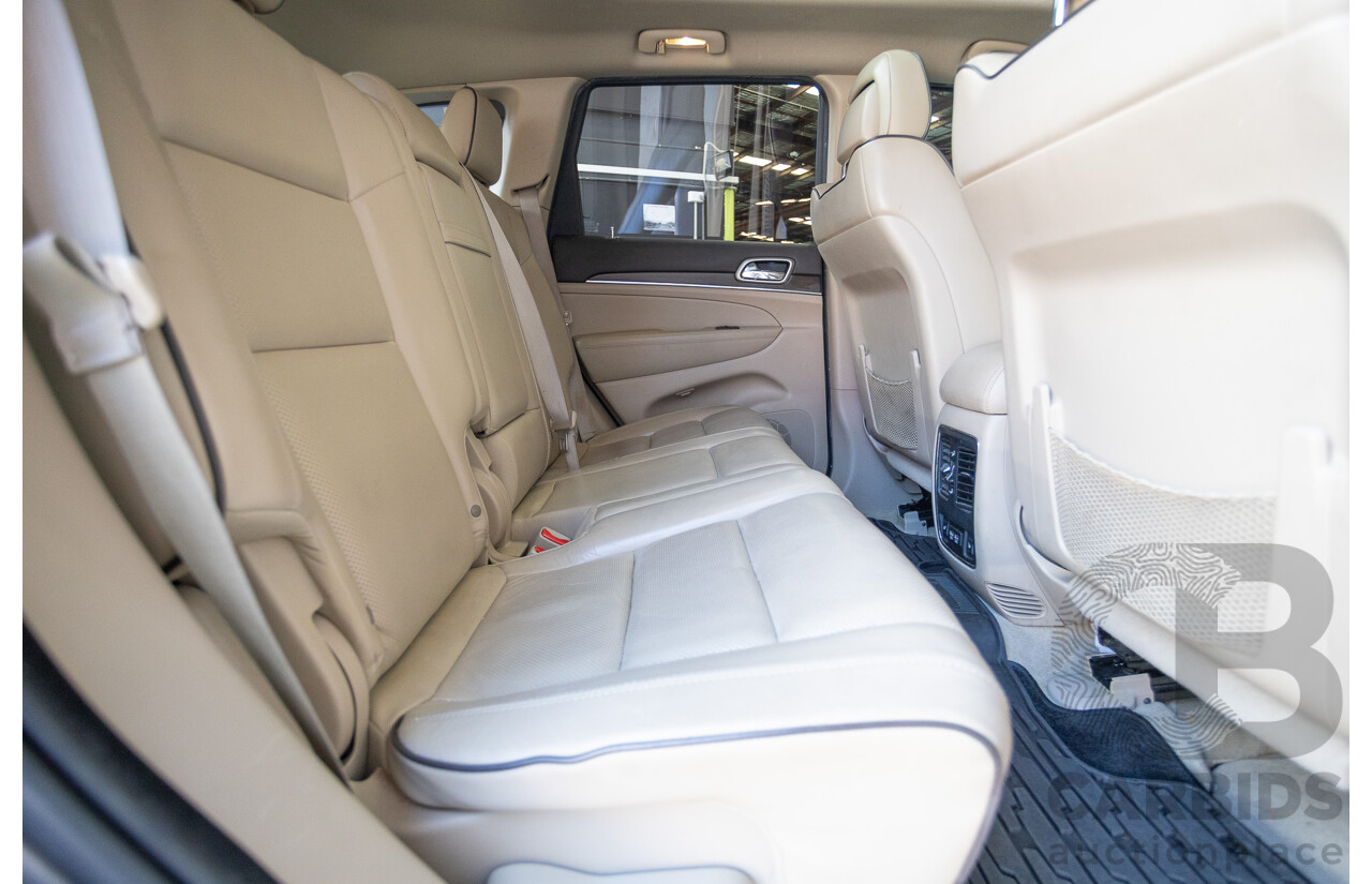 11/2014 Jeep Grand Cherokee Overland (4x4) WK MY15 4D Wagon Silver Turbo Diesel 3.0L