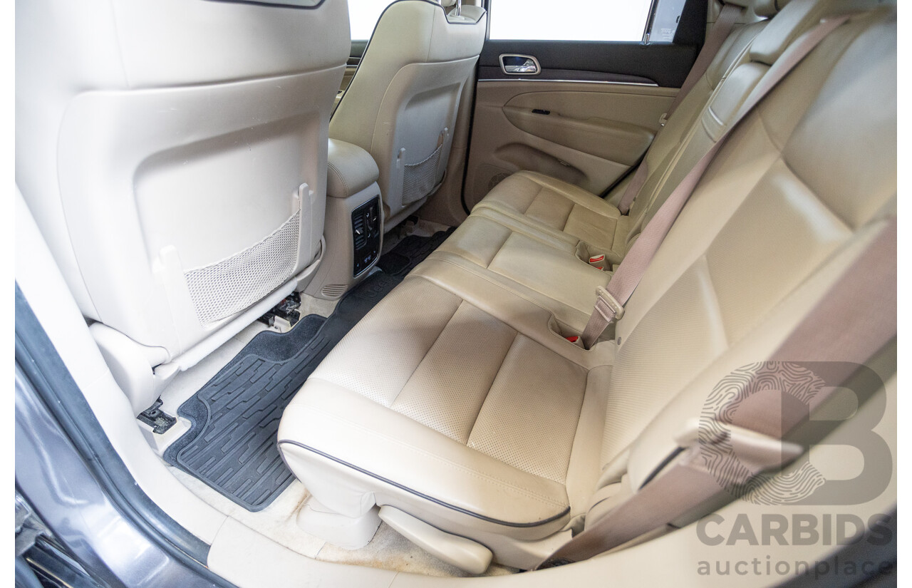 11/2014 Jeep Grand Cherokee Overland (4x4) WK MY15 4D Wagon Silver Turbo Diesel 3.0L