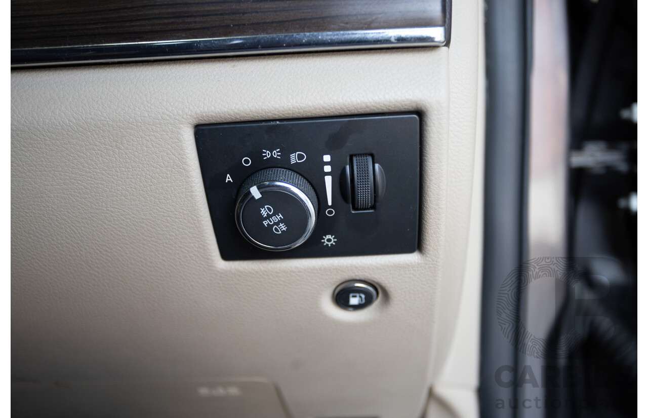 11/2014 Jeep Grand Cherokee Overland (4x4) WK MY15 4D Wagon Silver Turbo Diesel 3.0L