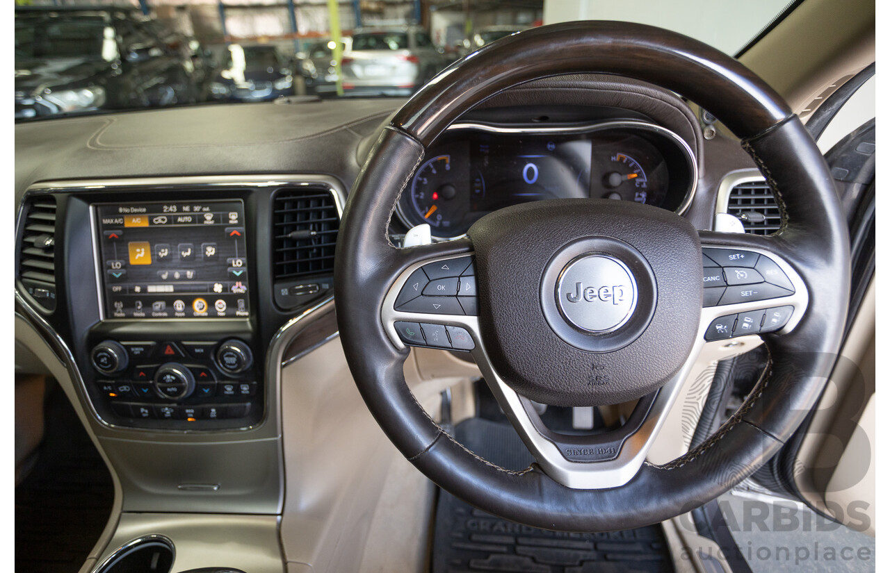 11/2014 Jeep Grand Cherokee Overland (4x4) WK MY15 4D Wagon Silver Turbo Diesel 3.0L