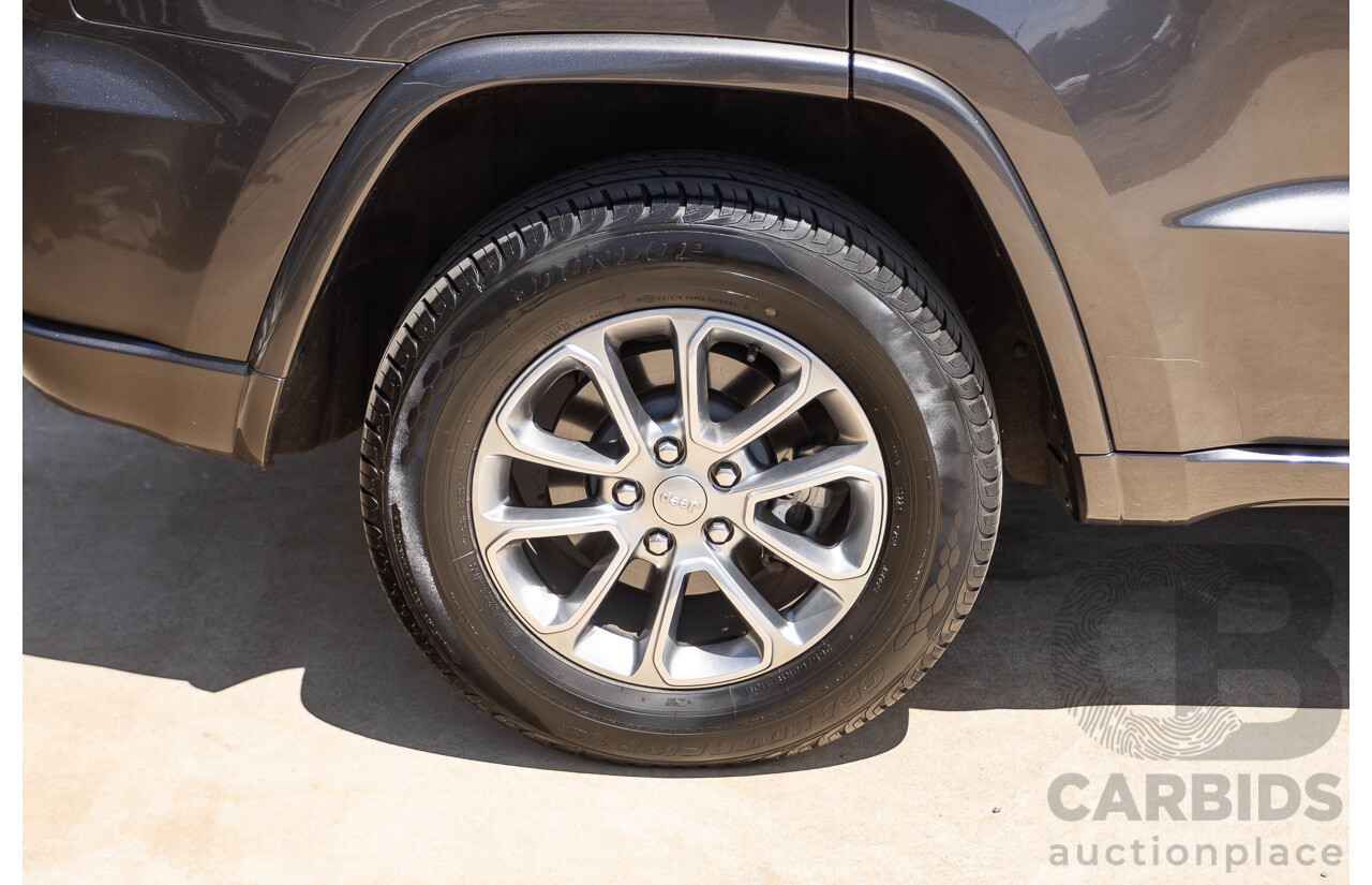 11/2014 Jeep Grand Cherokee Overland (4x4) WK MY15 4D Wagon Silver Turbo Diesel 3.0L