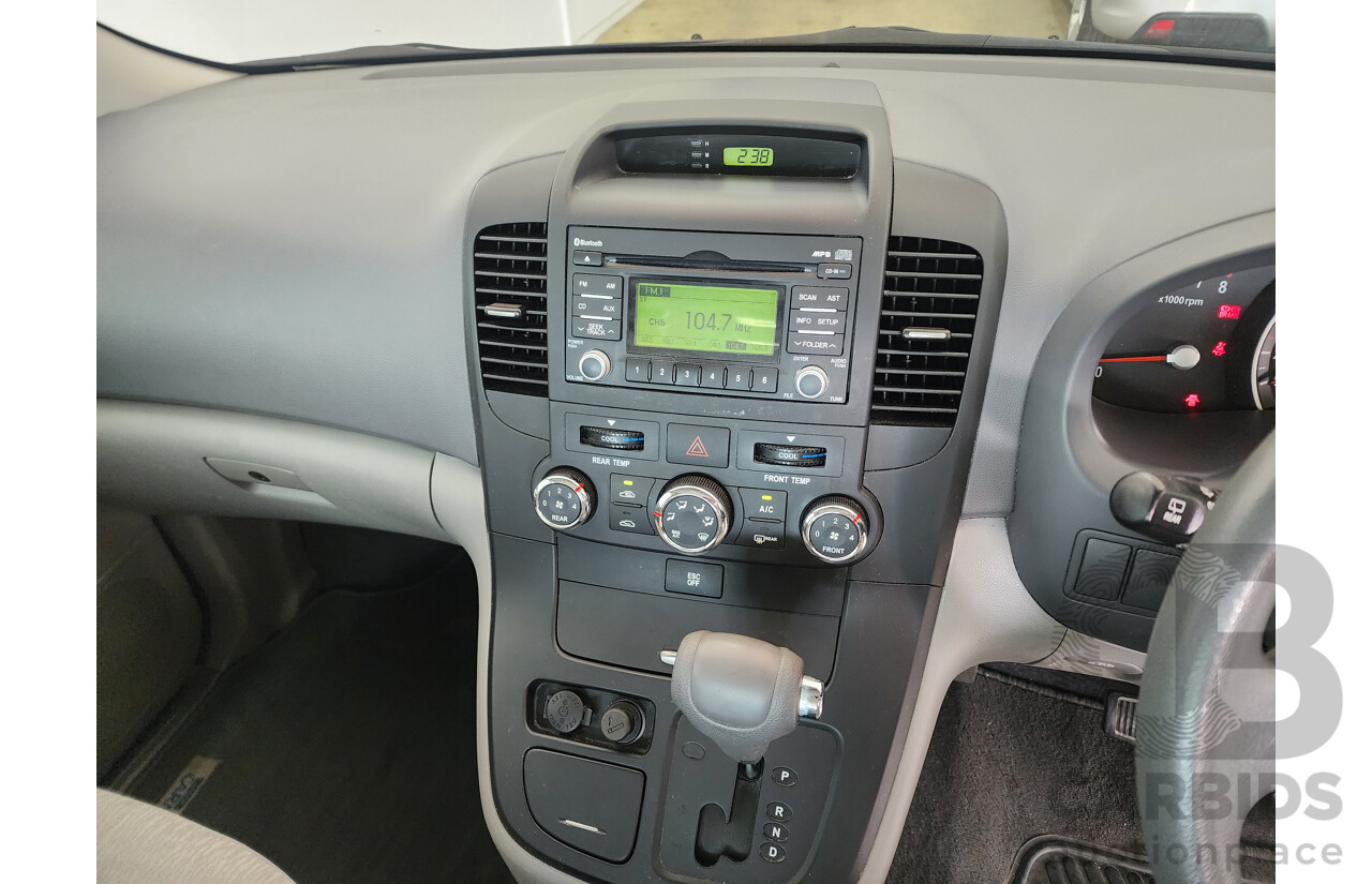 1/2014 Kia Grand Carnival S VQ MY14 4d Wagon Grey 3.5L