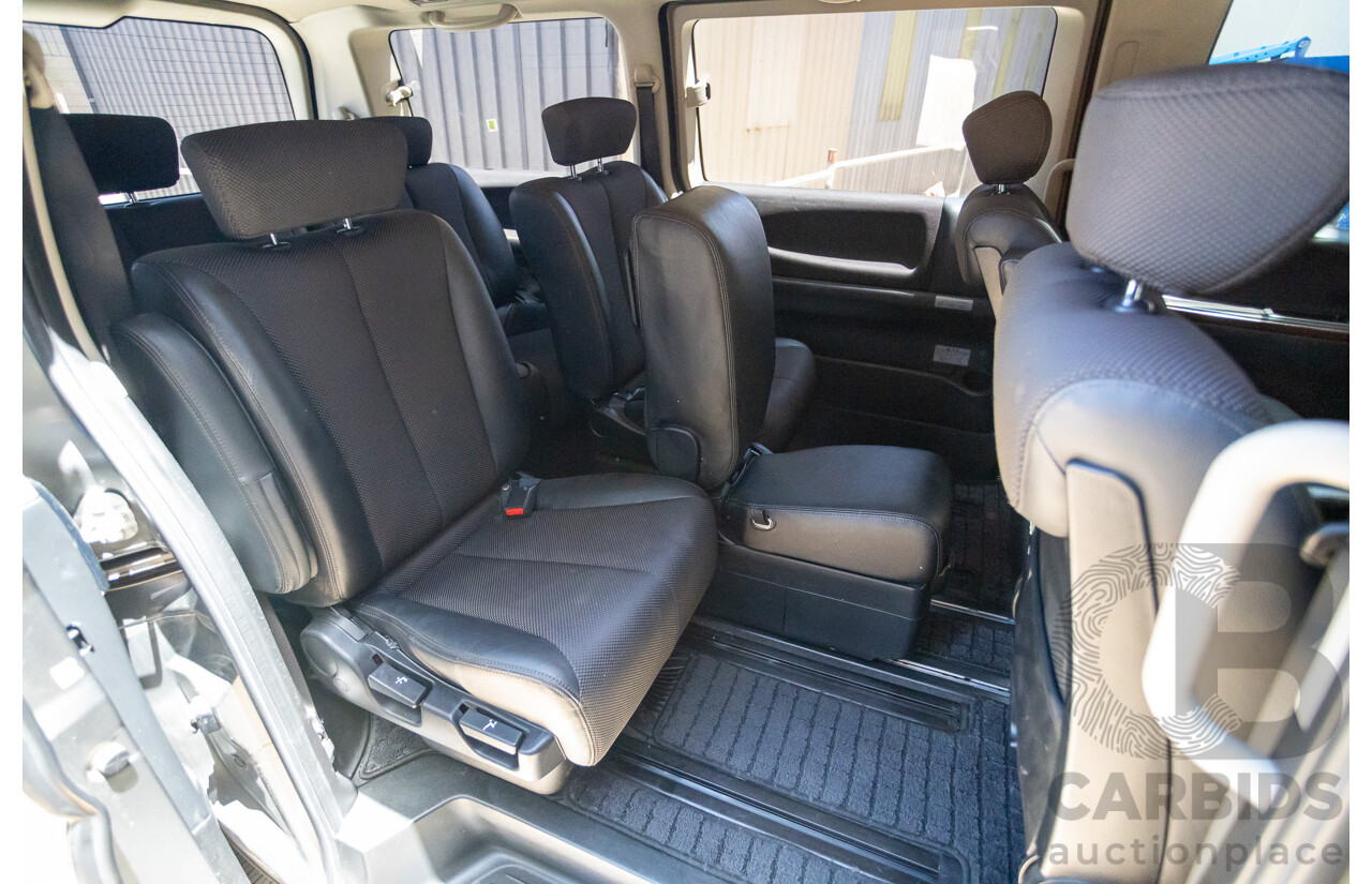 11/2004 Nissan Elgrand E51 Highway Star 4D Wagon Grey 3.5L - 4/2022 Import