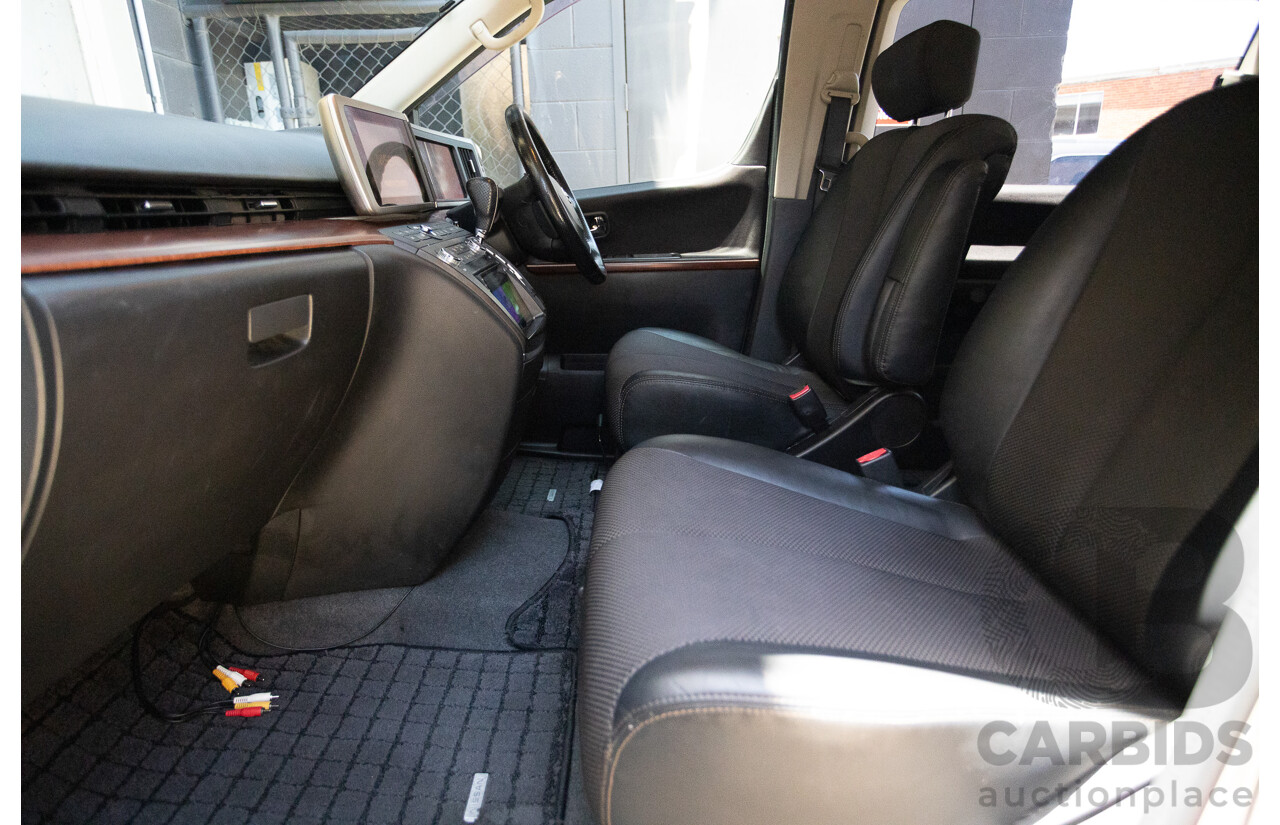 11/2004 Nissan Elgrand E51 Highway Star 4D Wagon Grey 3.5L - 4/2022 Import