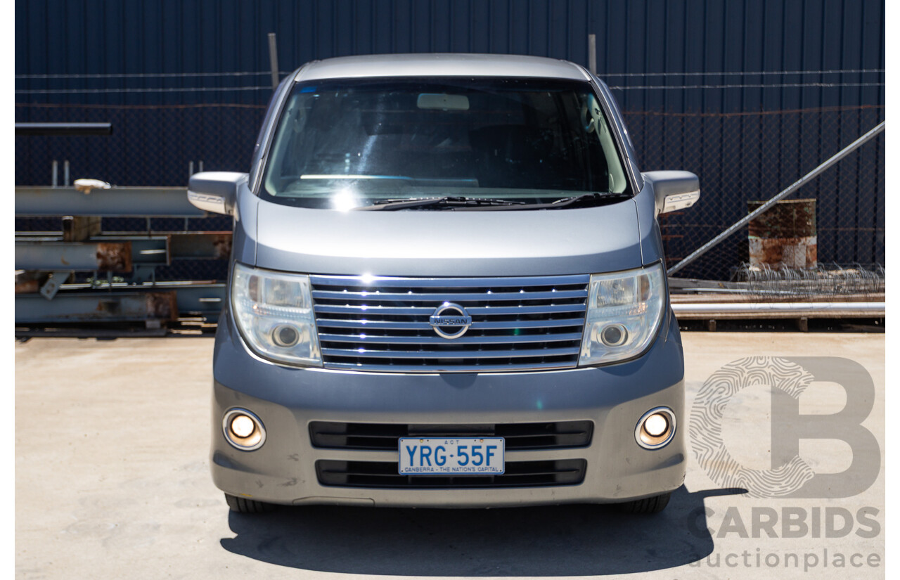 11/2004 Nissan Elgrand E51 Highway Star 4D Wagon Grey 3.5L - 4/2022 Import